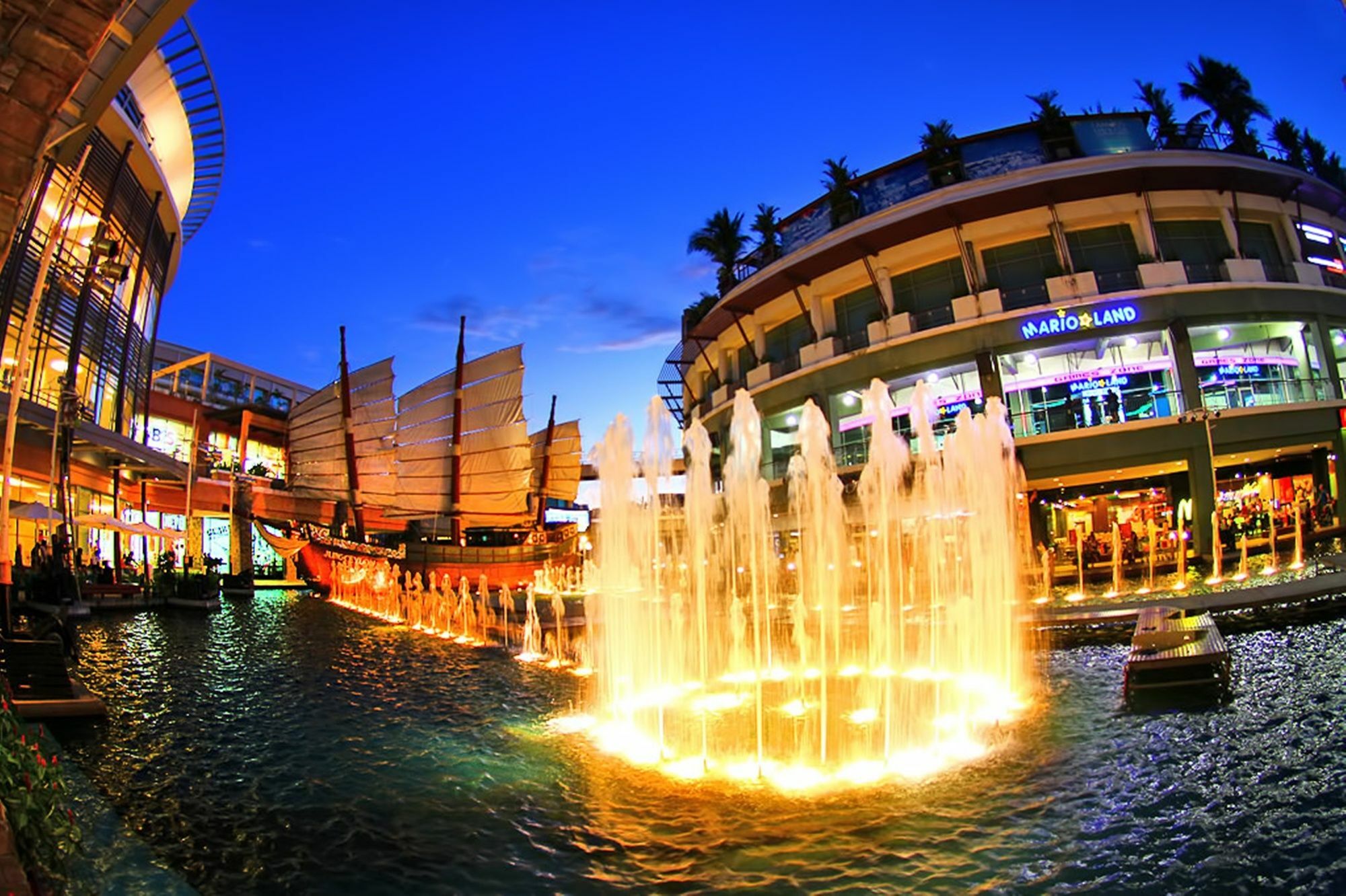The Bloc Hotel Phuket - Sha Extra Plus Patong Bagian luar foto